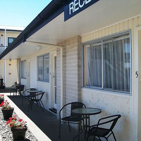Cedar Court Motel Napier Esterno foto
