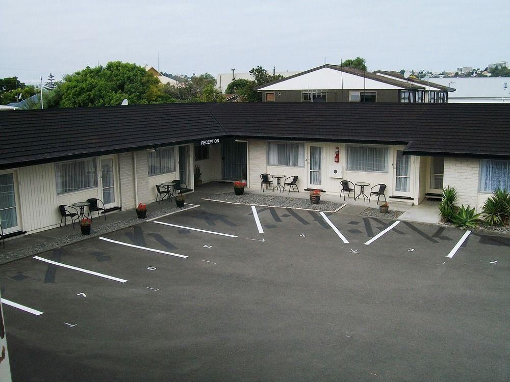 Cedar Court Motel Napier Esterno foto