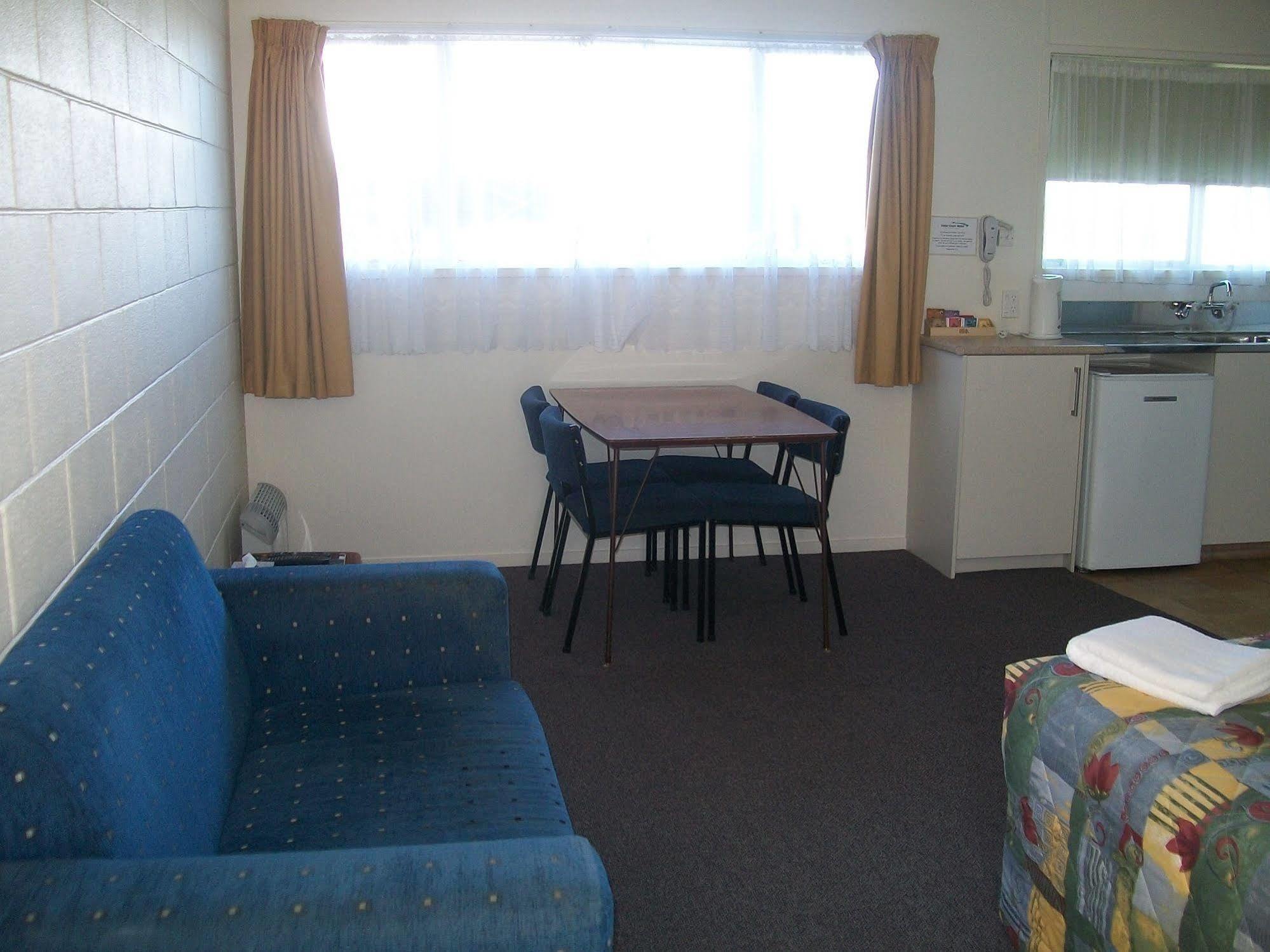 Cedar Court Motel Napier Esterno foto