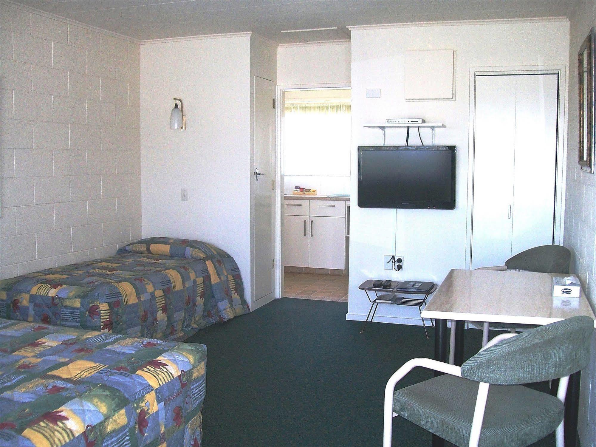 Cedar Court Motel Napier Esterno foto