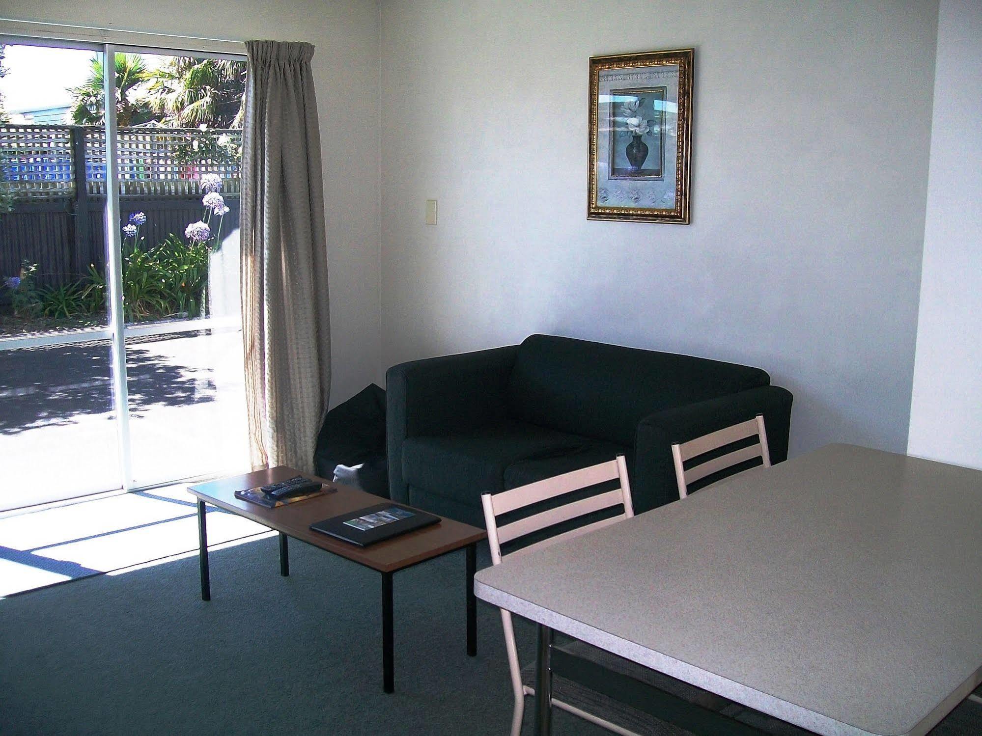 Cedar Court Motel Napier Esterno foto