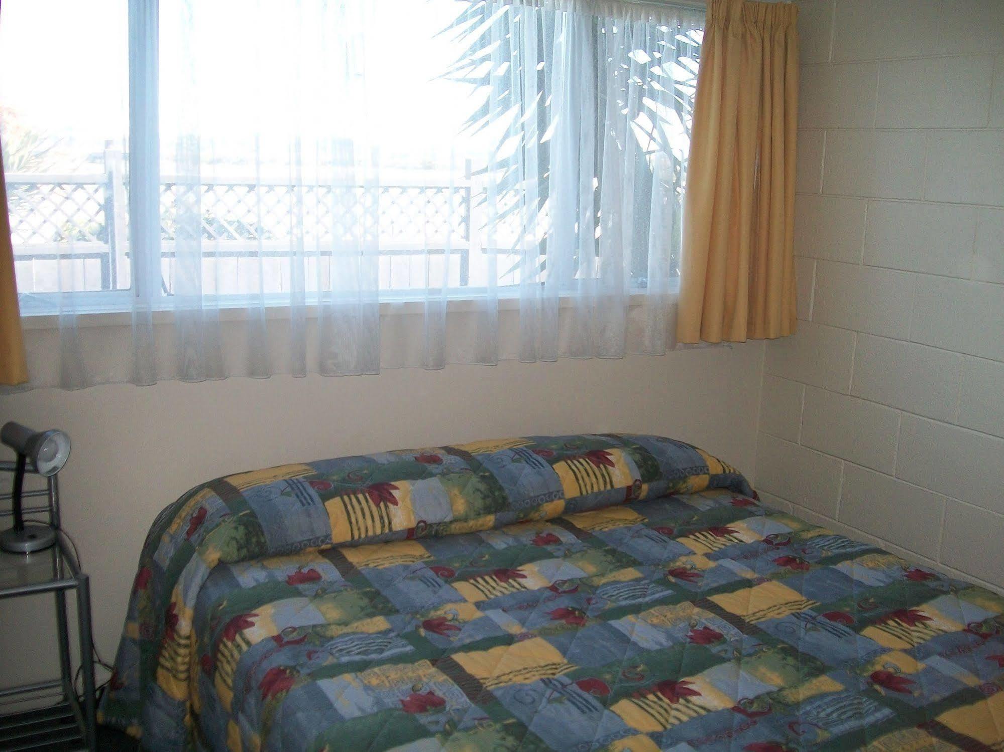 Cedar Court Motel Napier Esterno foto