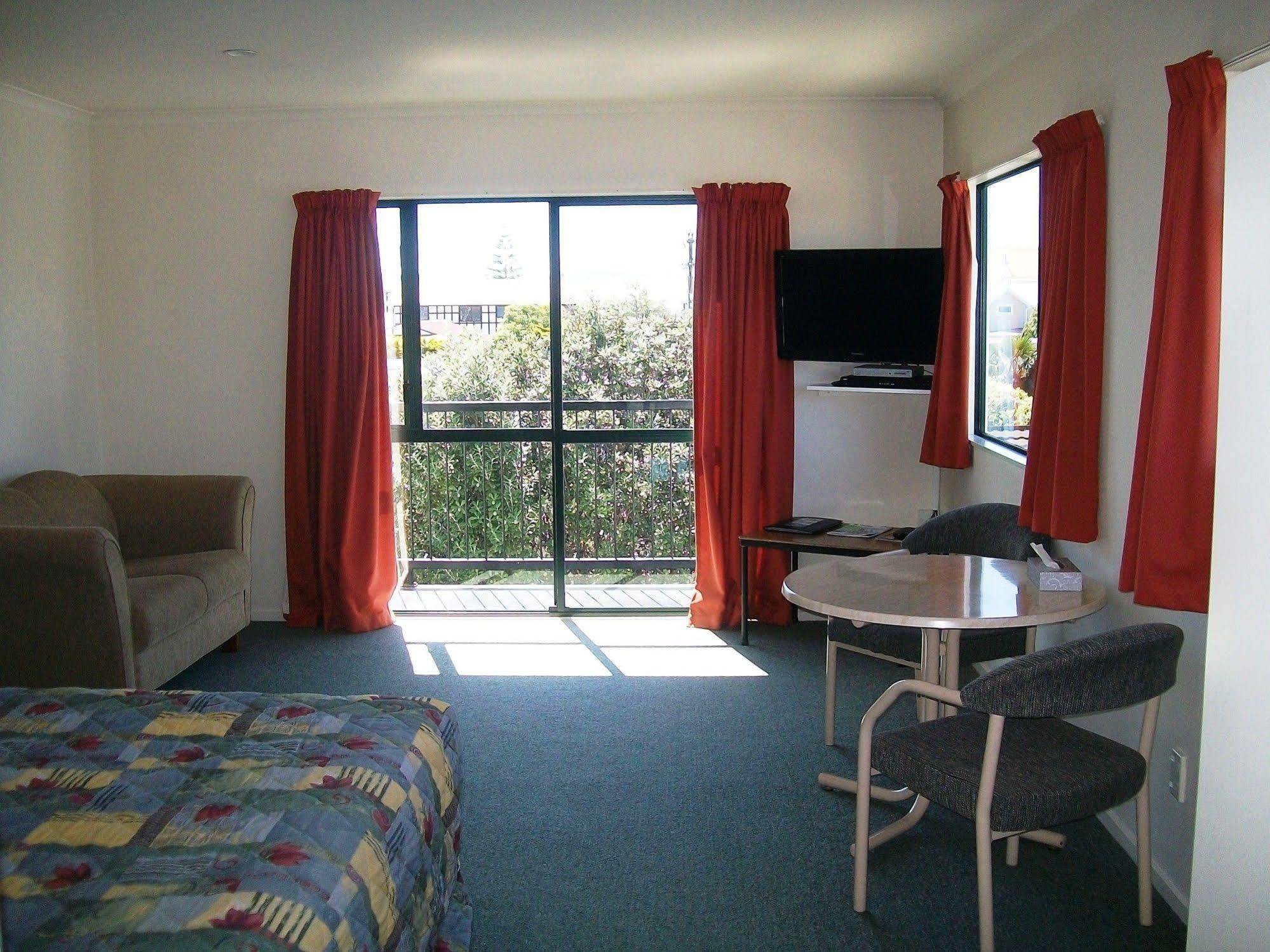 Cedar Court Motel Napier Esterno foto