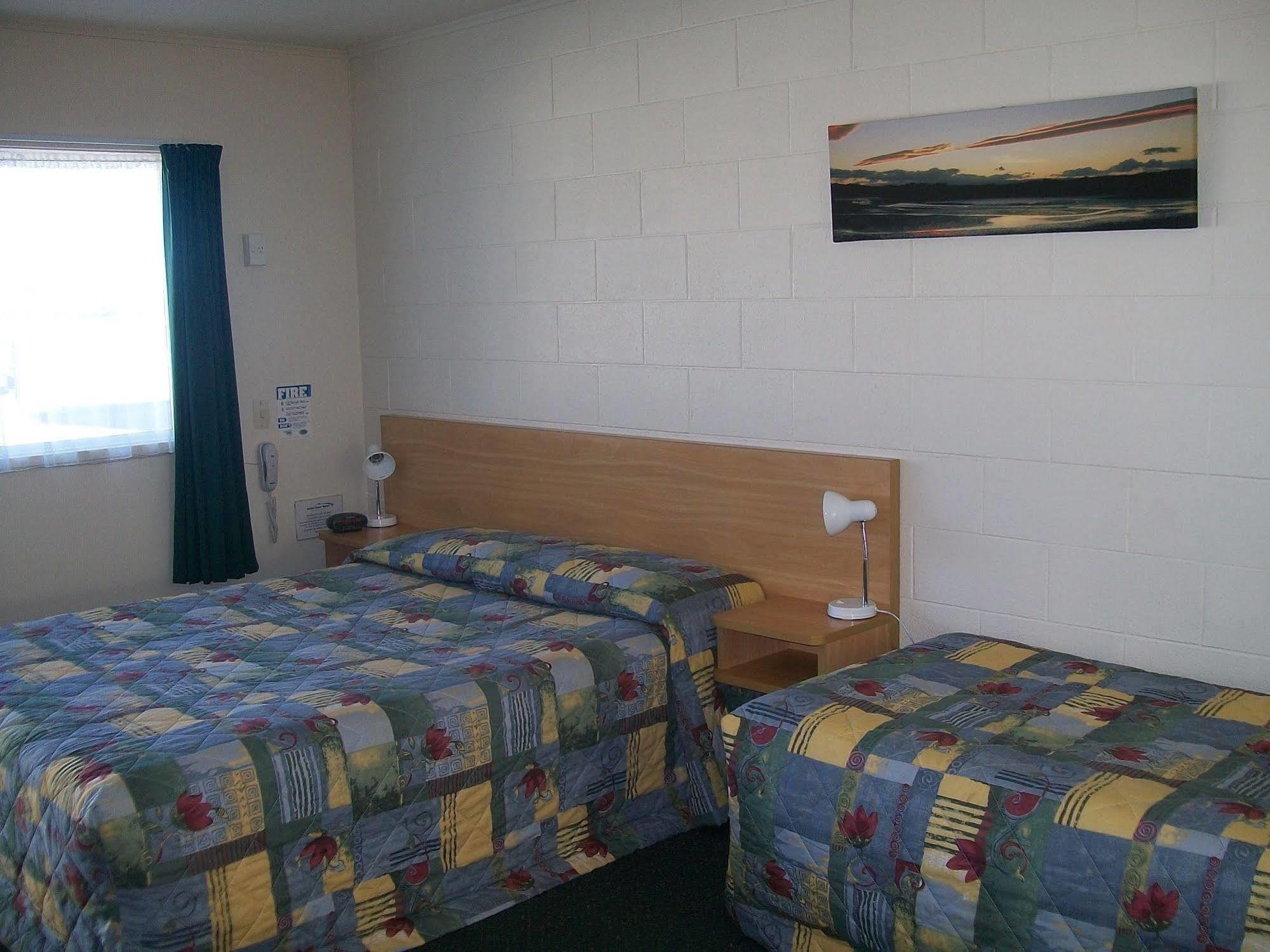 Cedar Court Motel Napier Esterno foto